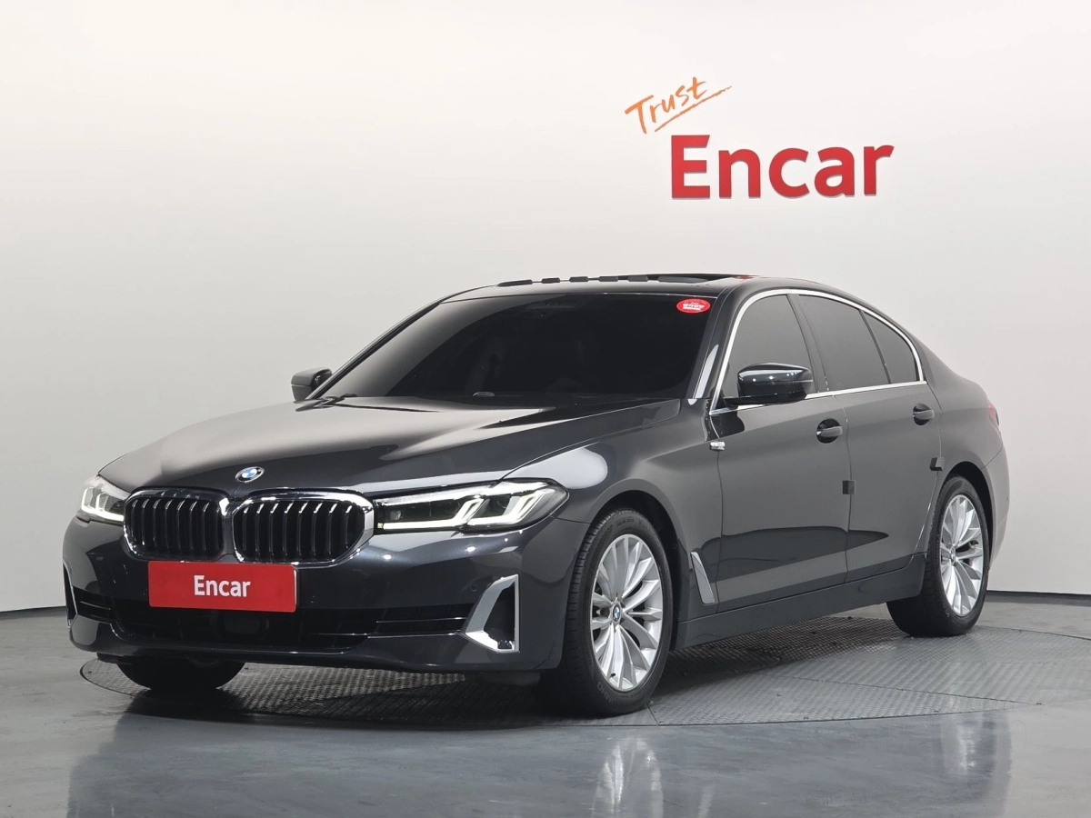 BMW 5-SERIES G30 2021