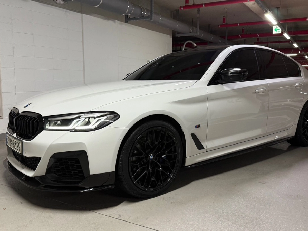 BMW 5-SERIES G30 2021