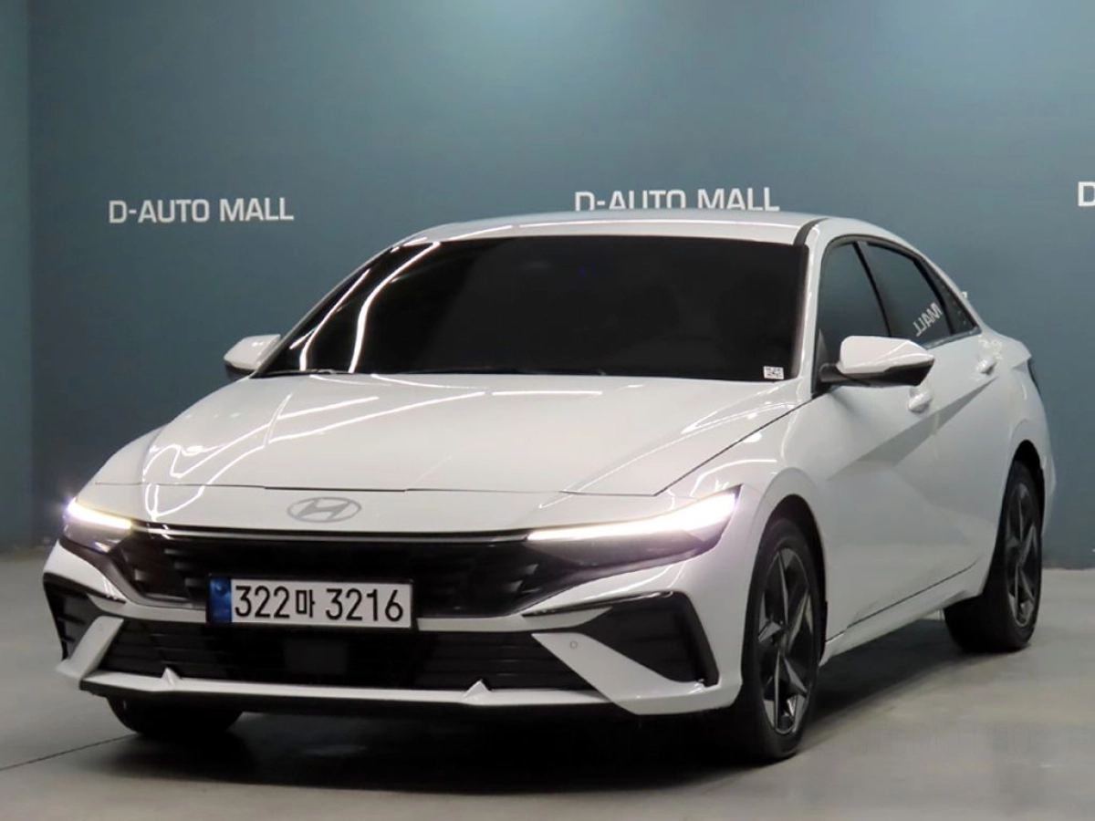 HYUNDAI AVANTE HYBRID CN7  2025