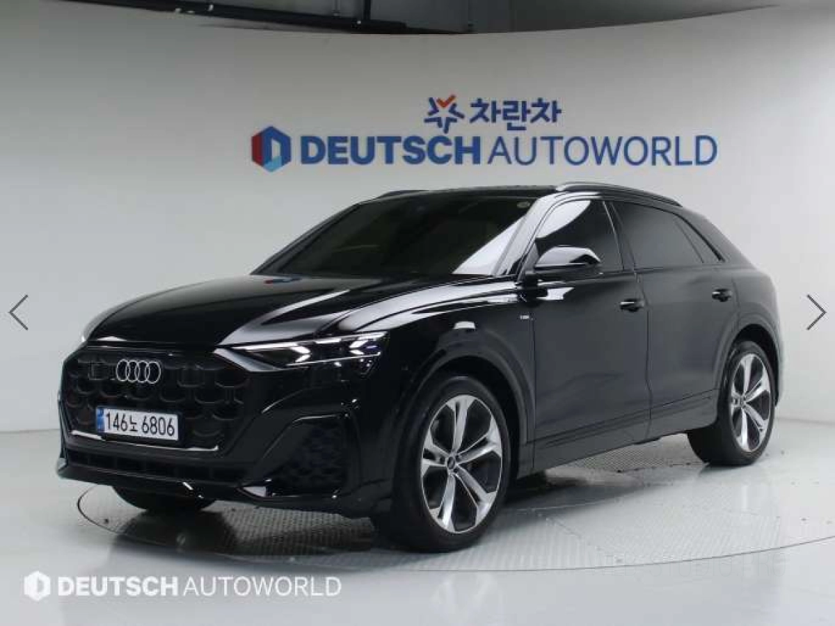 AUDI Q8 4M  2025