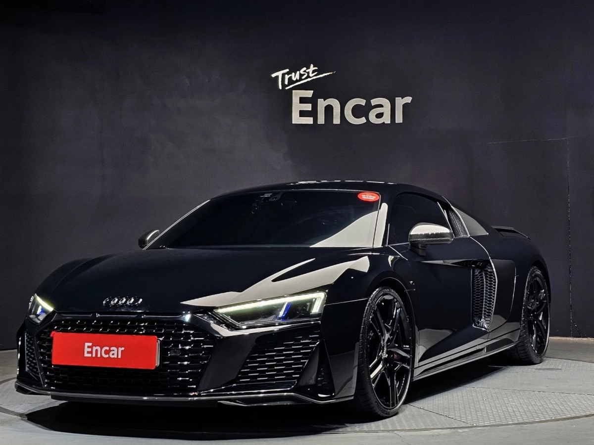AUDI R8 4S  2021