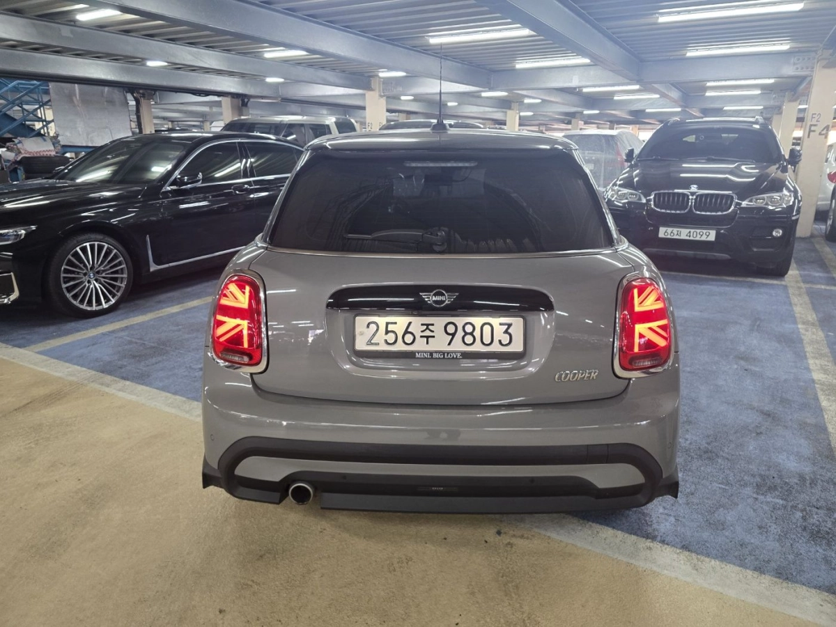 MINI COOPER