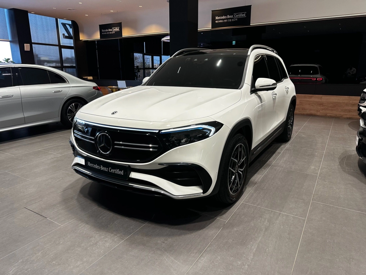 MERCEDES BENZ EQB X243