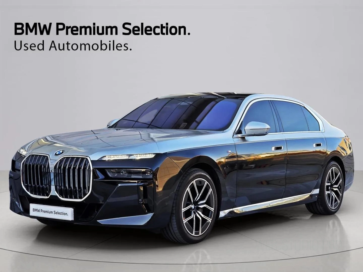 BMW 7-SERIES G70 2024