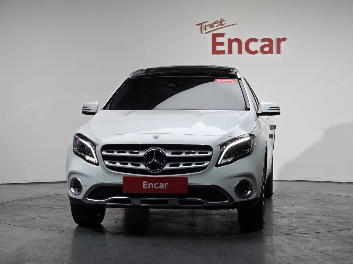 MERCEDES BENZ GLA-CLASS X156