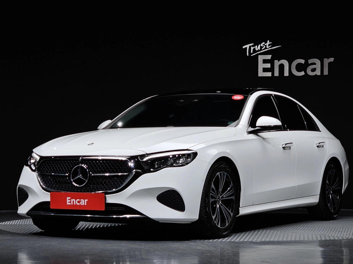 MERCEDES BENZ E-CLASS W214  2024