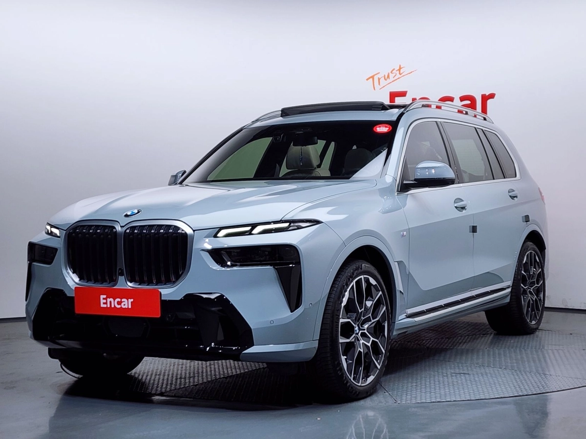 BMW X7 G07  2024