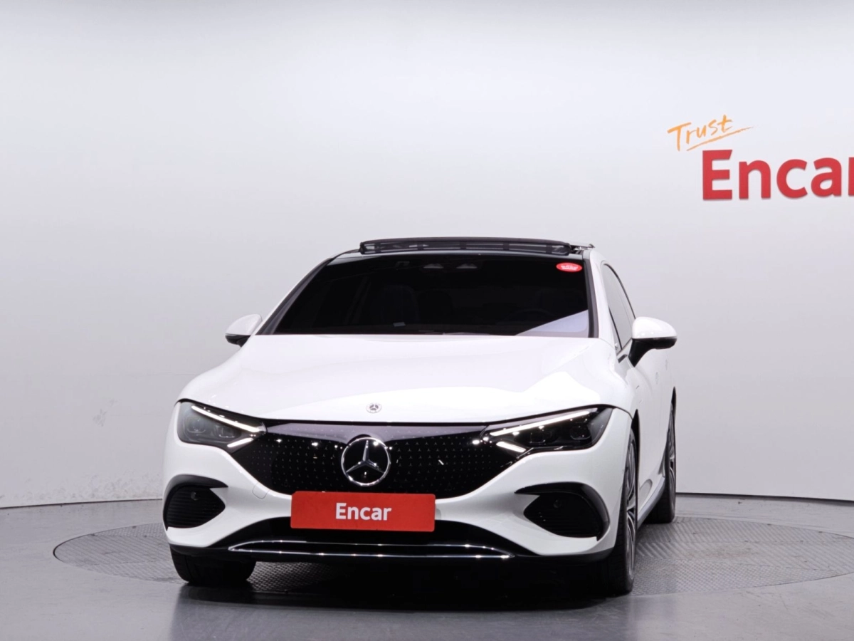 MERCEDES BENZ EQE V295