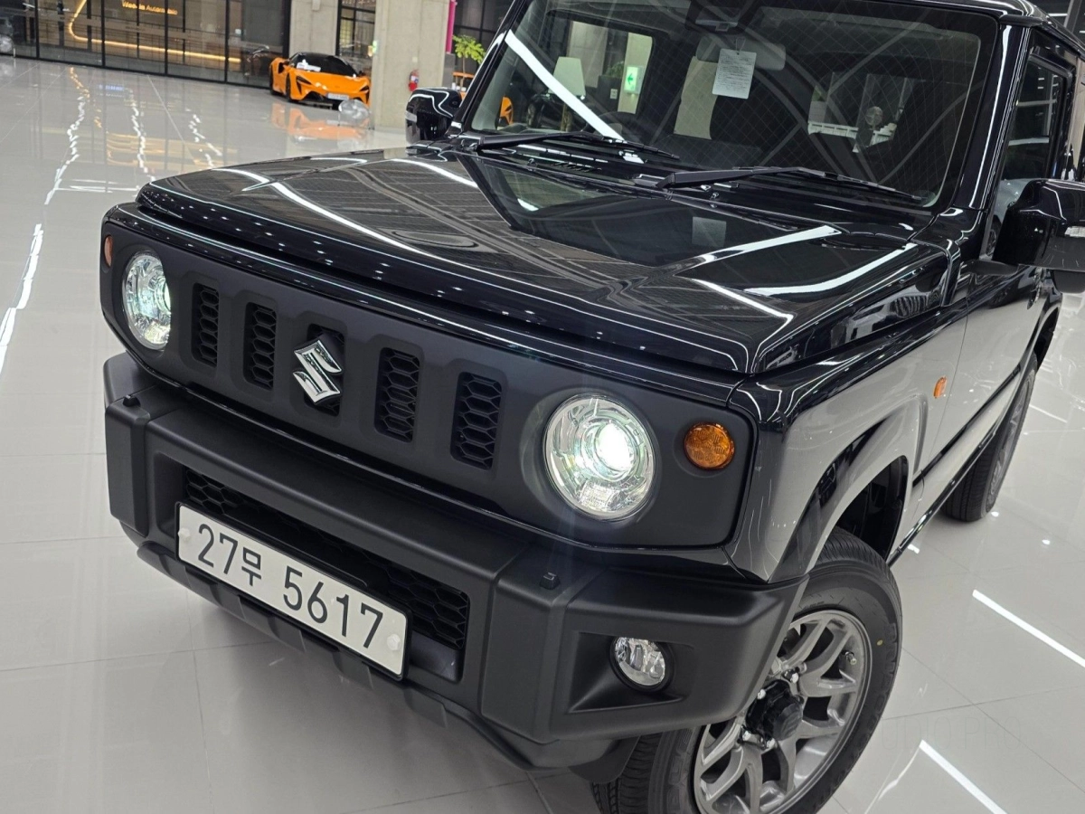 SUZUKI JIMNY