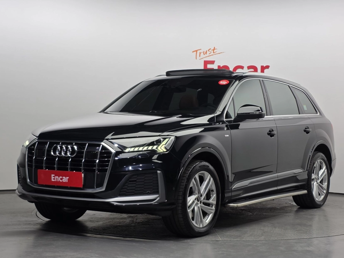 AUDI Q7 4M  2021