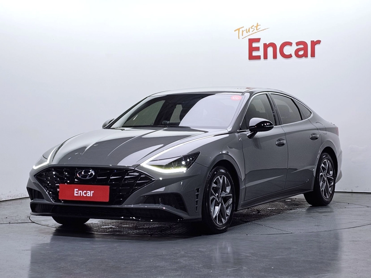 HYUNDAI SONATA DN8  2021