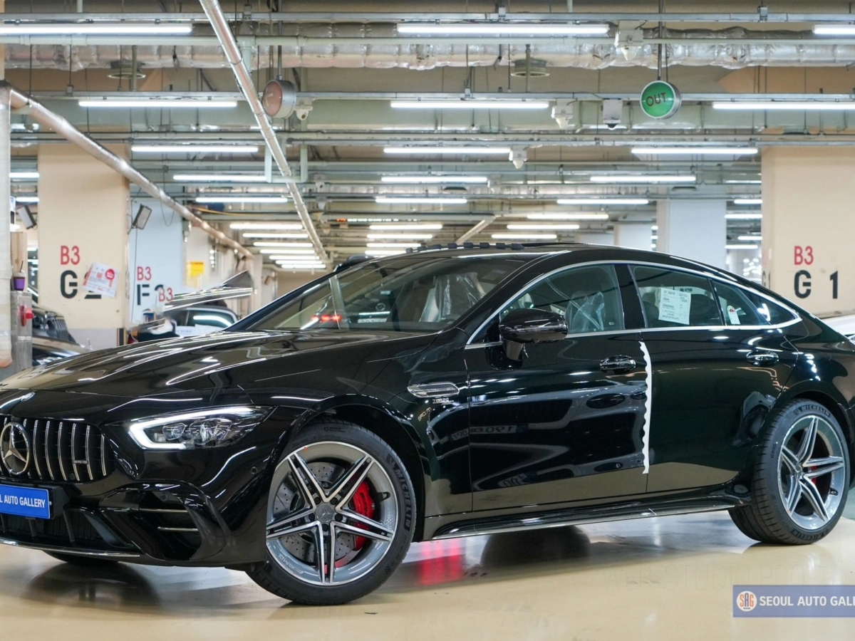 MERCEDES BENZ AMG GT