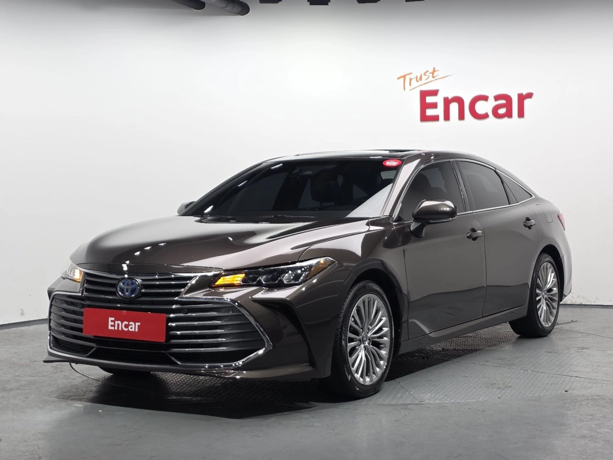 TOYOTA AVALON  2019