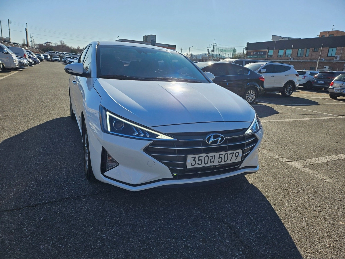 HYUNDAI AVANTE AD  2020