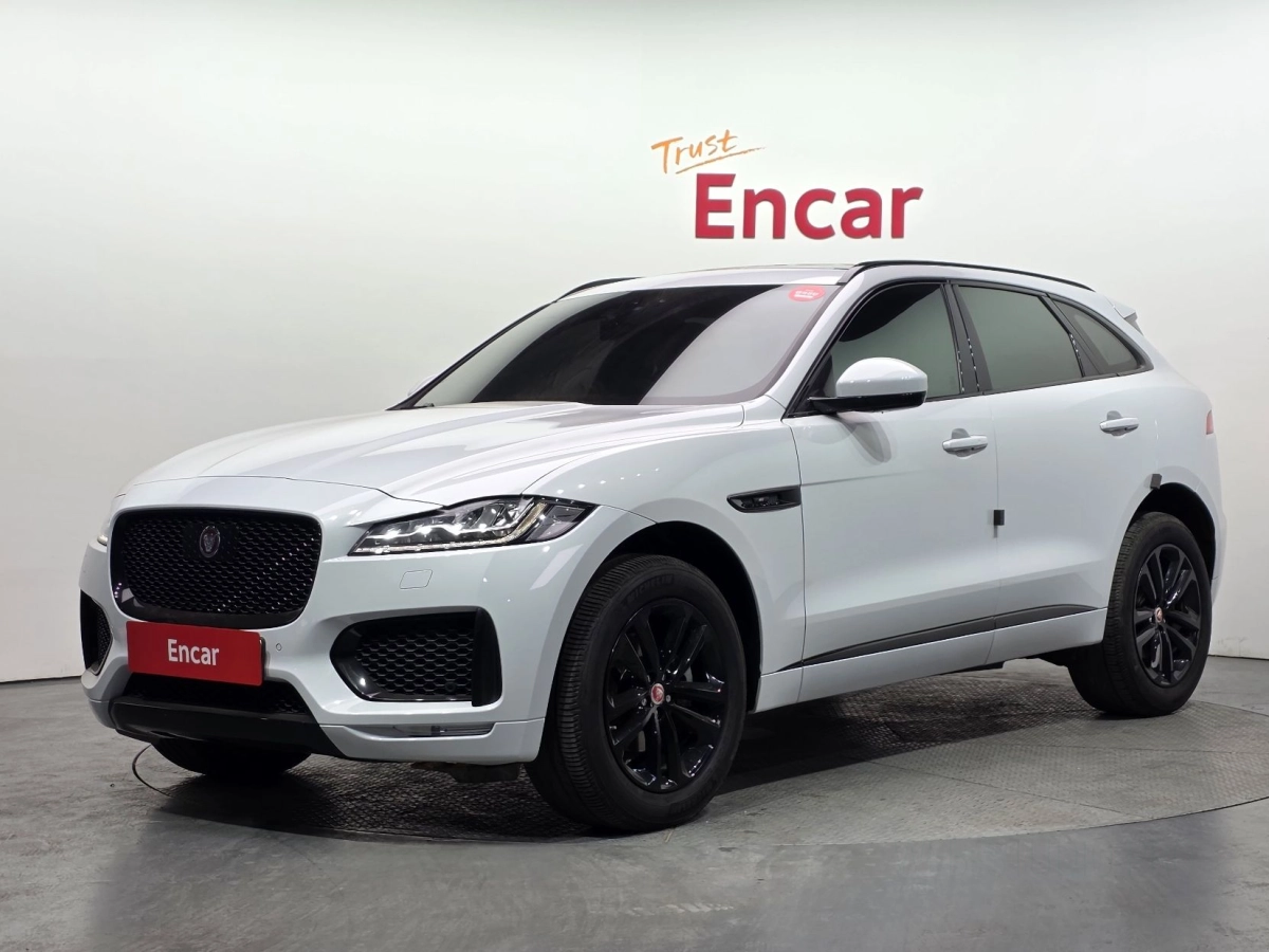 JAGUAR F-PACE  2020