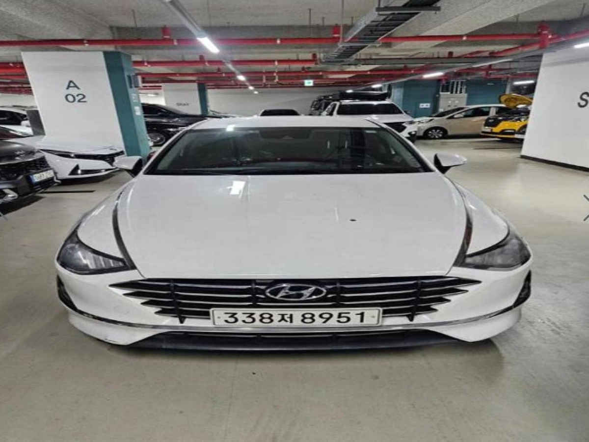 HYUNDAI SONATA DN8