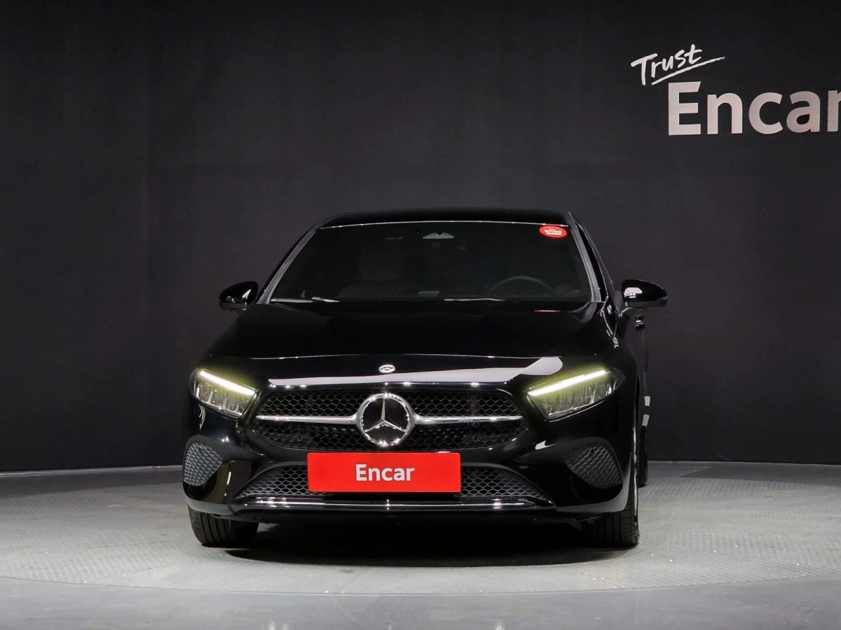 MERCEDES BENZ A-CLASS W177