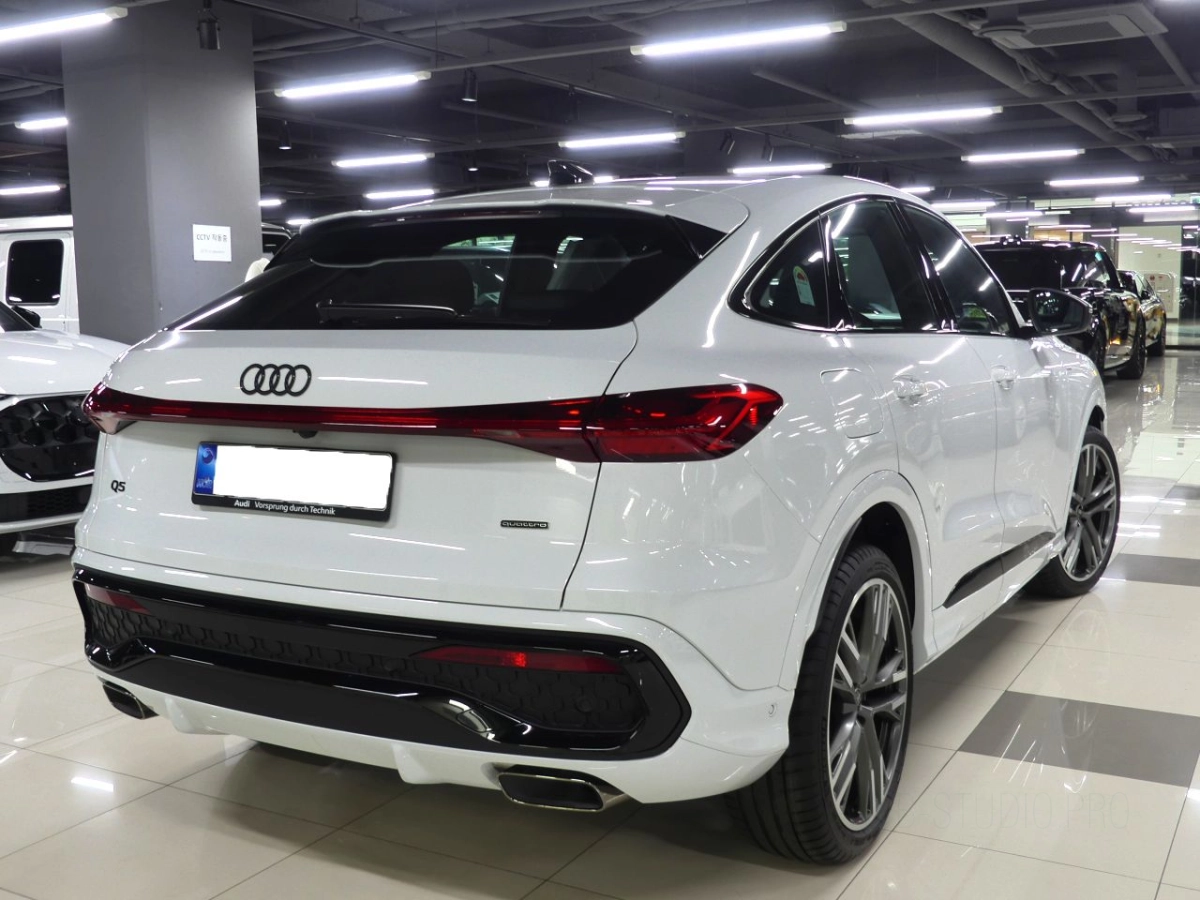 AUDI Q5 80A