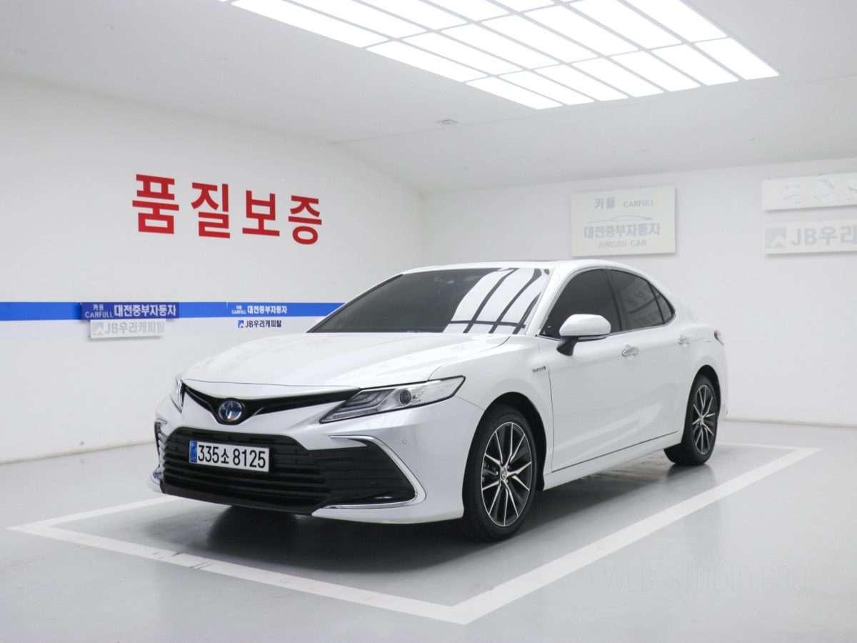 TOYOTA CAMRY XV70  2023