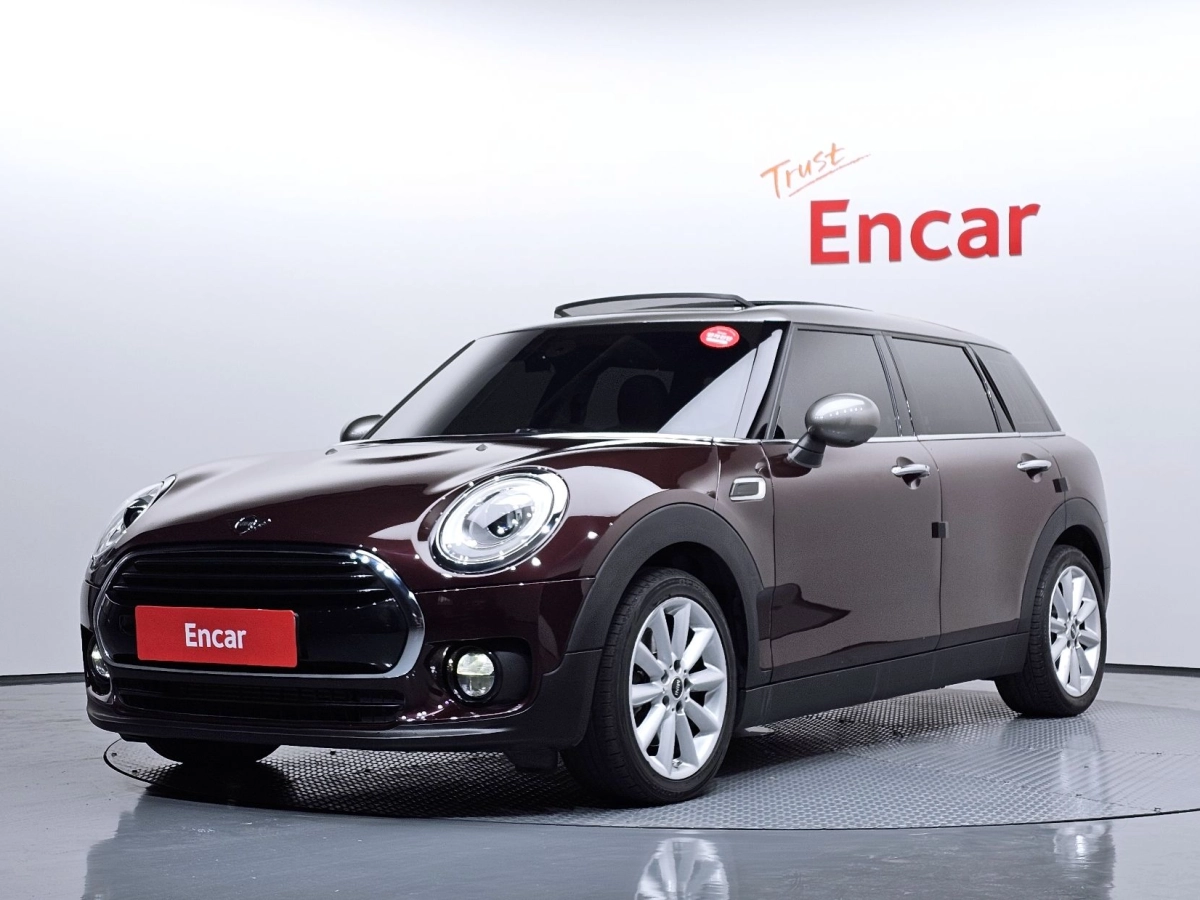 MINI CLUBMAN COOPER D  2019