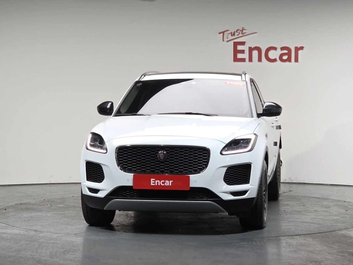 JAGUAR E-PACE