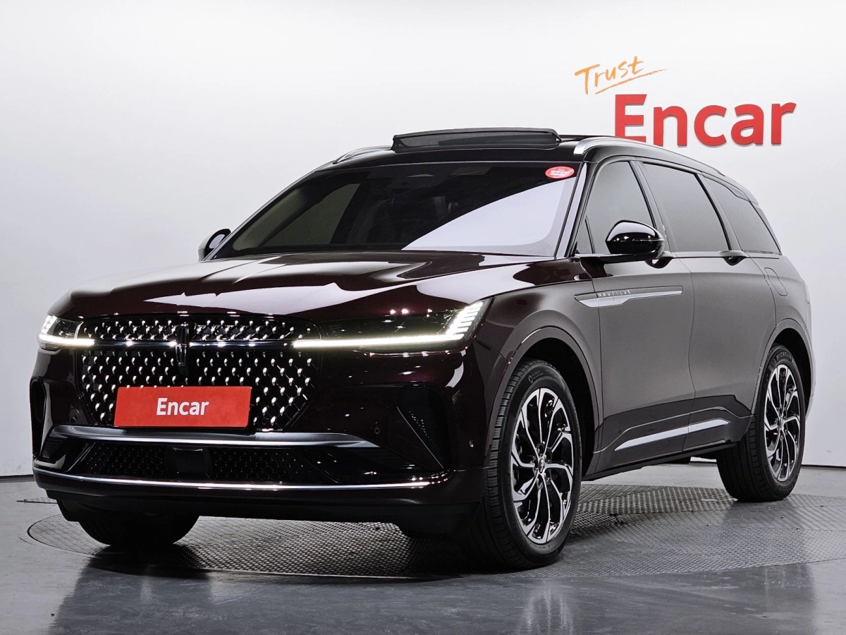 LINCOLN NAUTILUS  2024