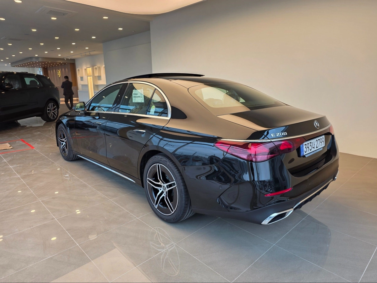 MERCEDES BENZ E-CLASS W214