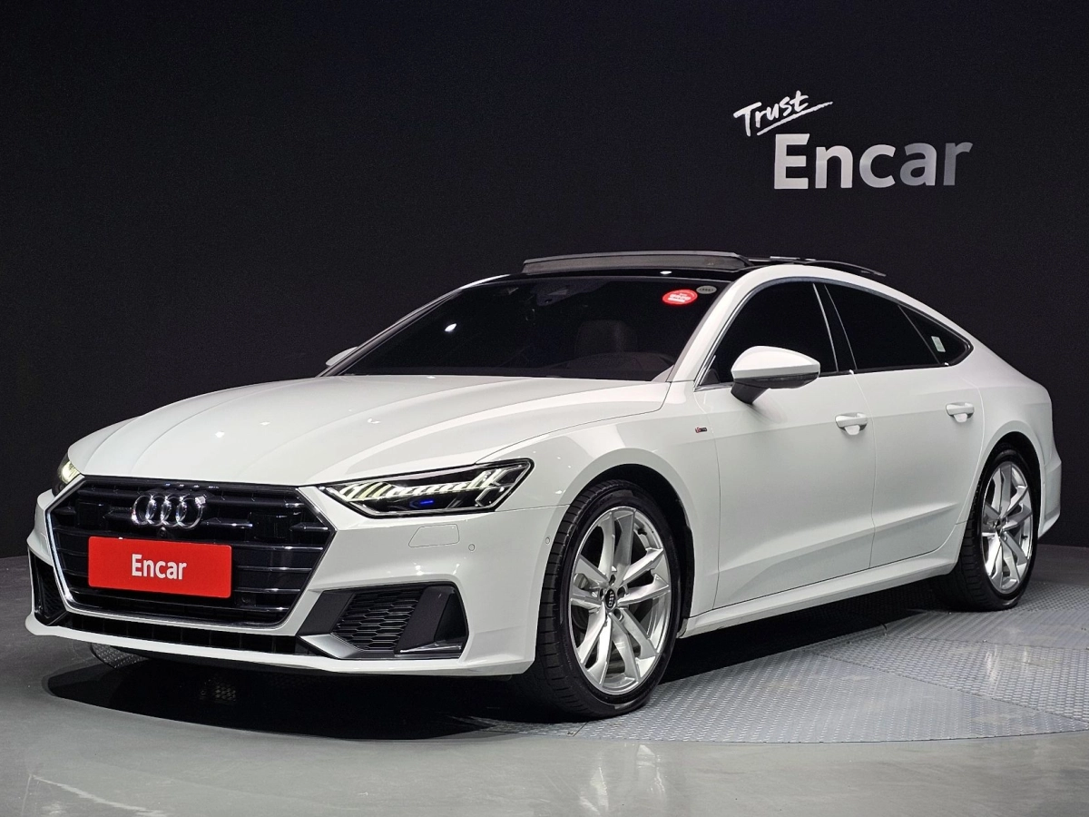 AUDI A7 4K  2020