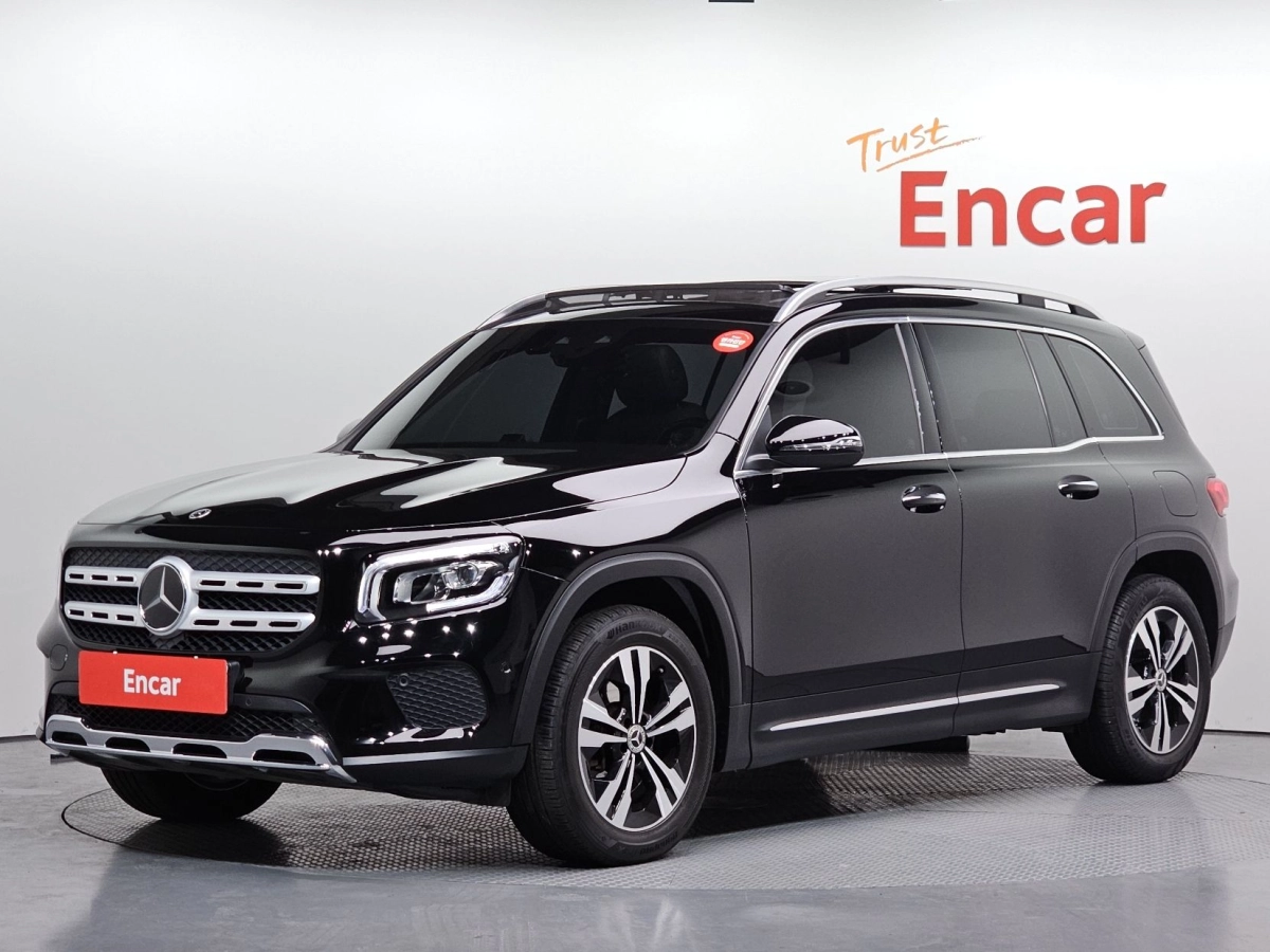 MERCEDES BENZ GLB-CLASS X247  2023