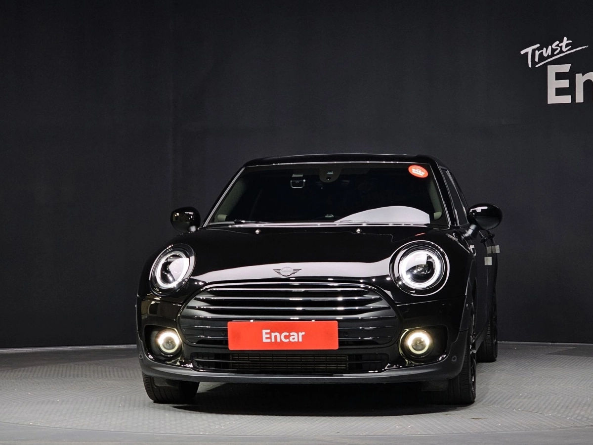 MINI CLUBMAN COOPER D