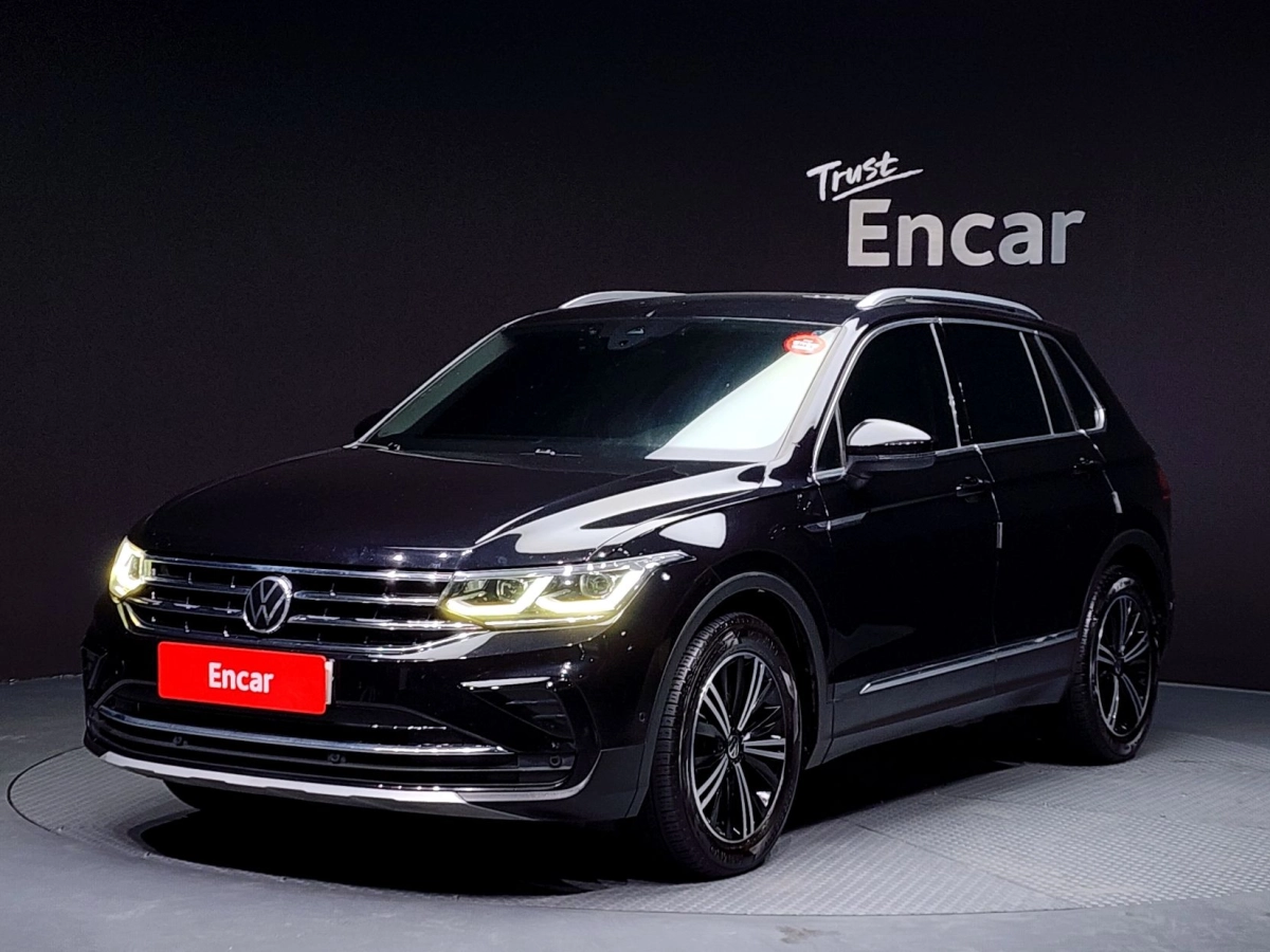 VOLKSWAGEN TIGUAN 2021