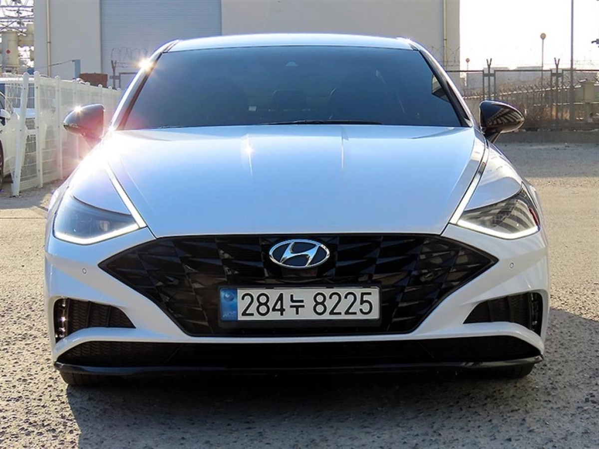 HYUNDAI SONATA DN8