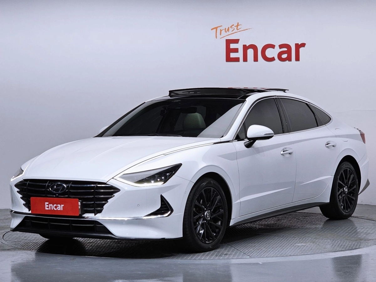 HYUNDAI SONATA DN8  2019