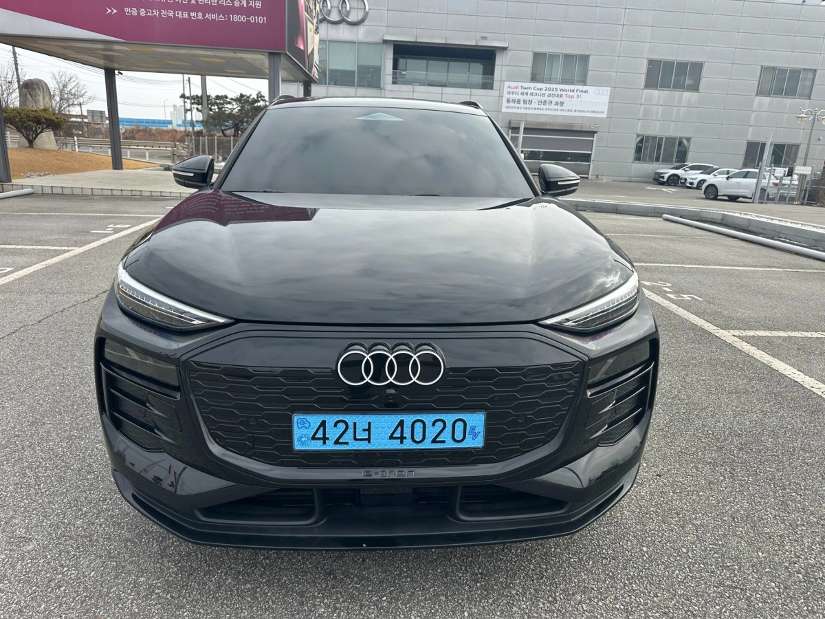 AUDI Q6 E-TRON GF