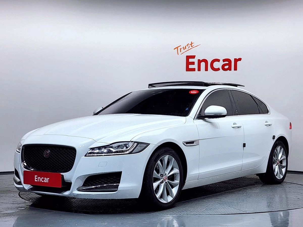 JAGUAR XF X260  2019