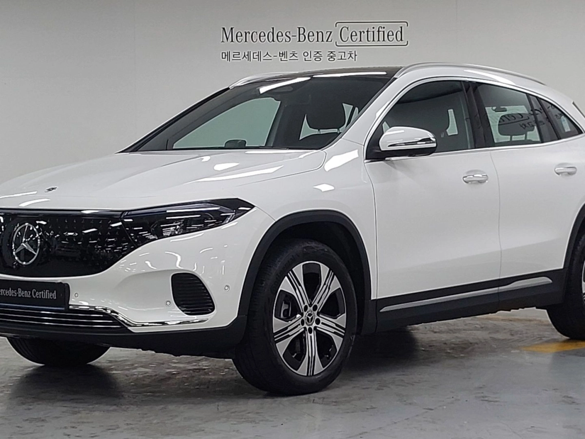 MERCEDES BENZ EQA H243  2025