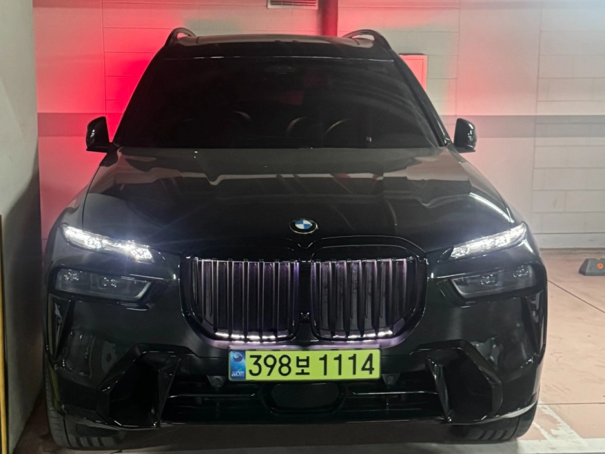BMW X7 G07  2025