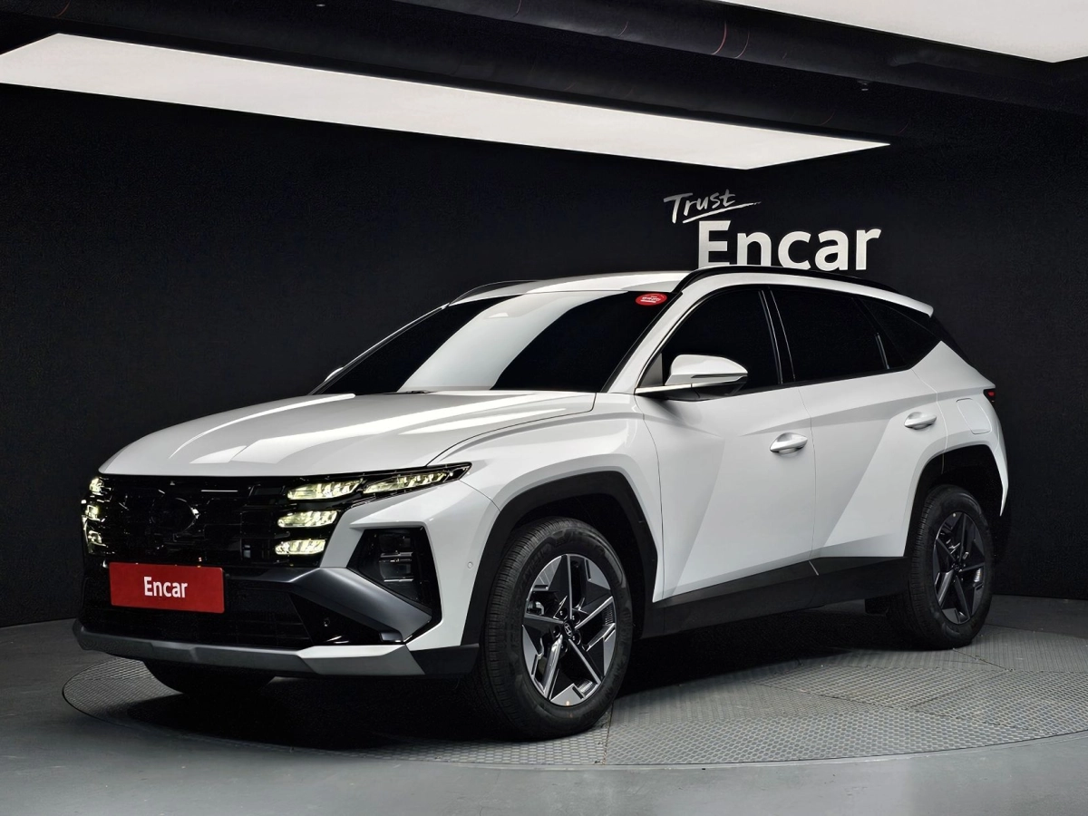 HYUNDAI TUCSON NX4 2025