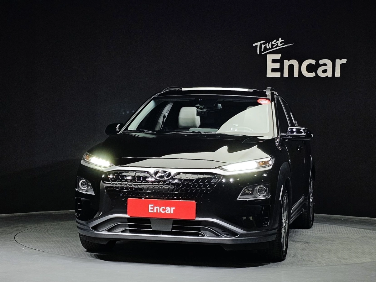 HYUNDAI KONA ELECTRIC