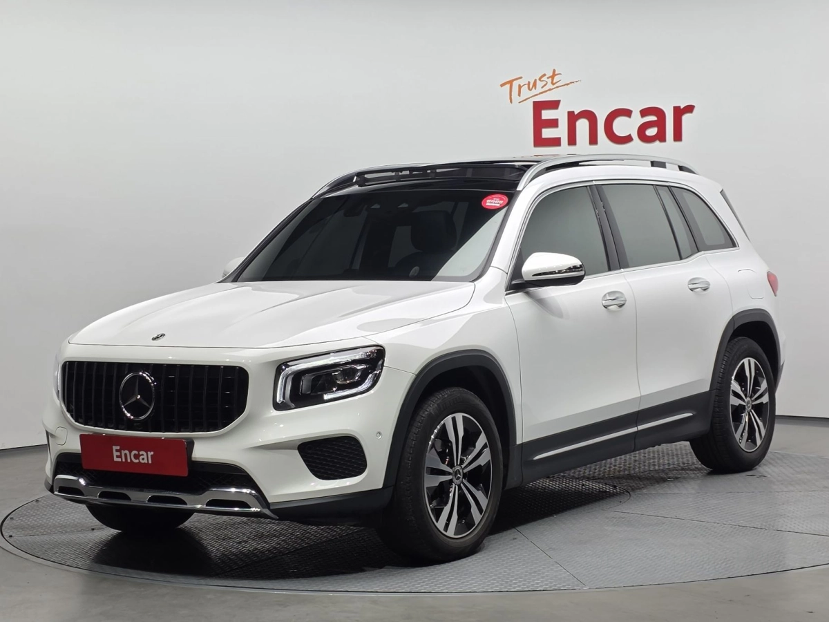 MERCEDES BENZ GLB-CLASS X247  2023