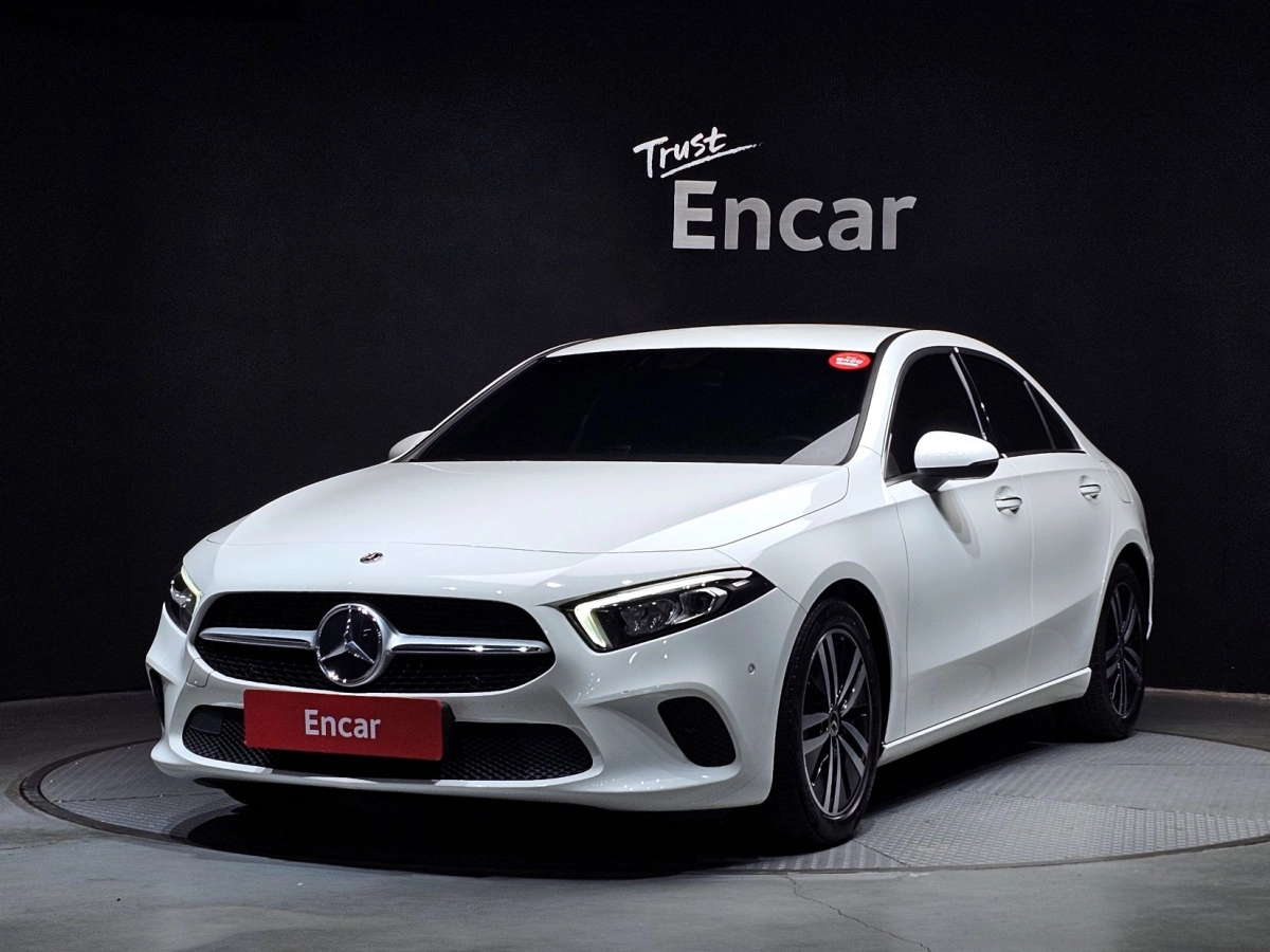 MERCEDES BENZ A-CLASS W177  2021