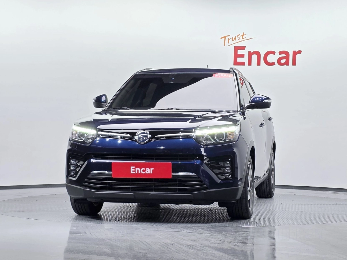 SSANGYONG TIVOLI VERY NEW