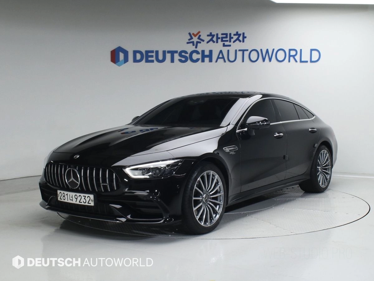 MERCEDES BENZ AMG GT  2020