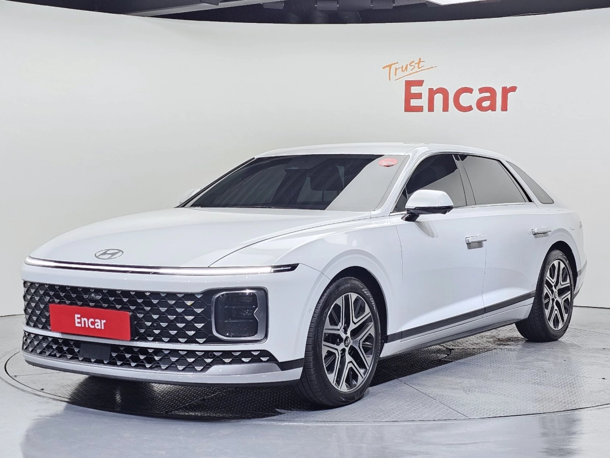 HYUNDAI GRANDEUR GN7  2023