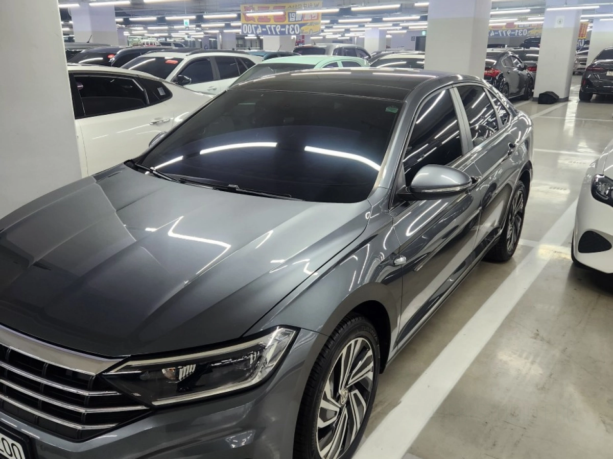 VOLKSWAGEN JETTA 2020