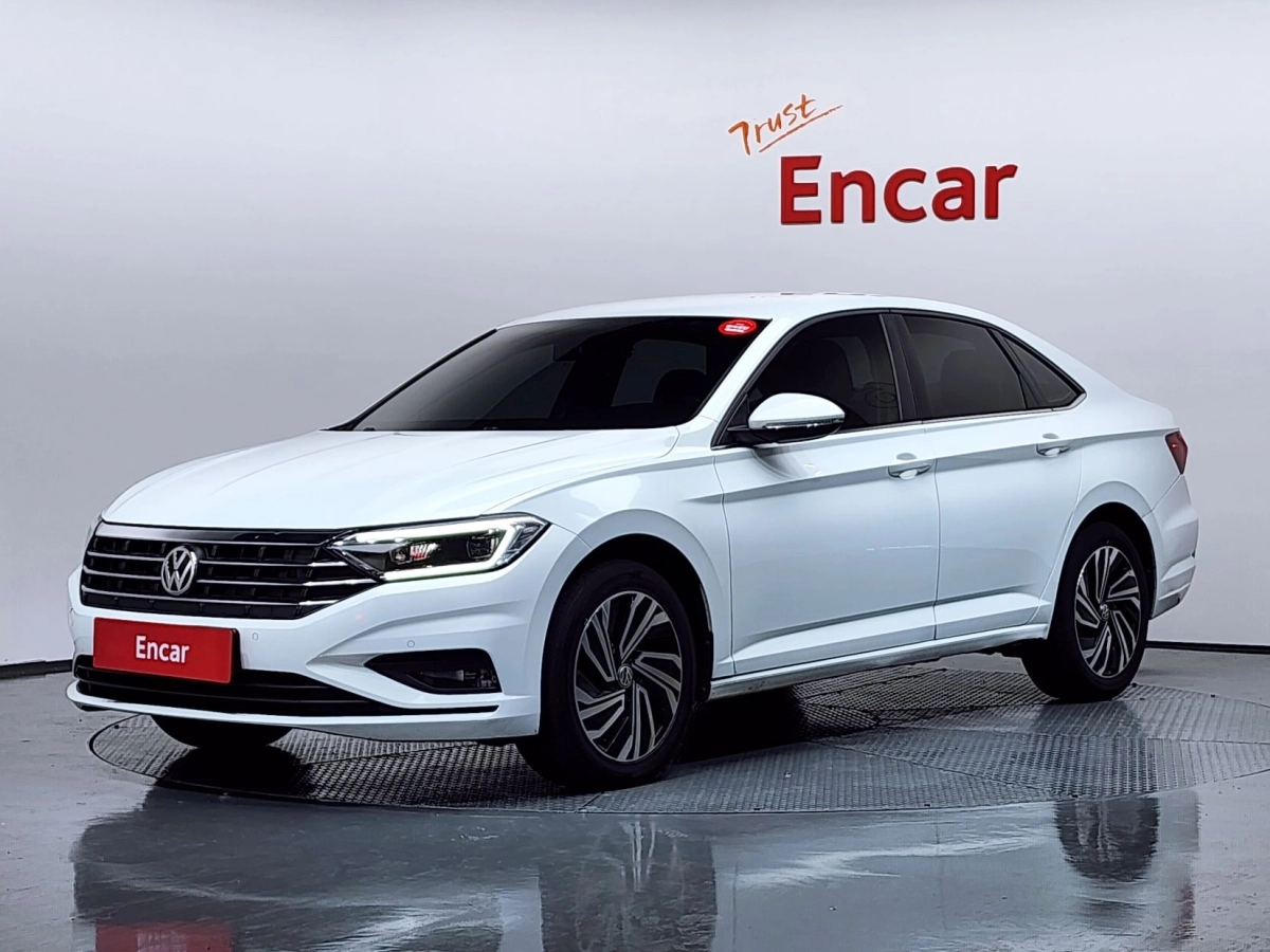 VOLKSWAGEN JETTA 2020