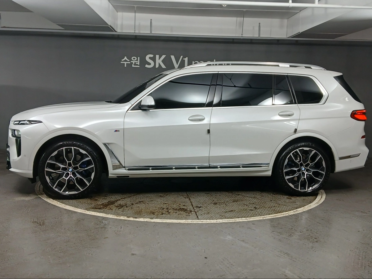 BMW X7 G07