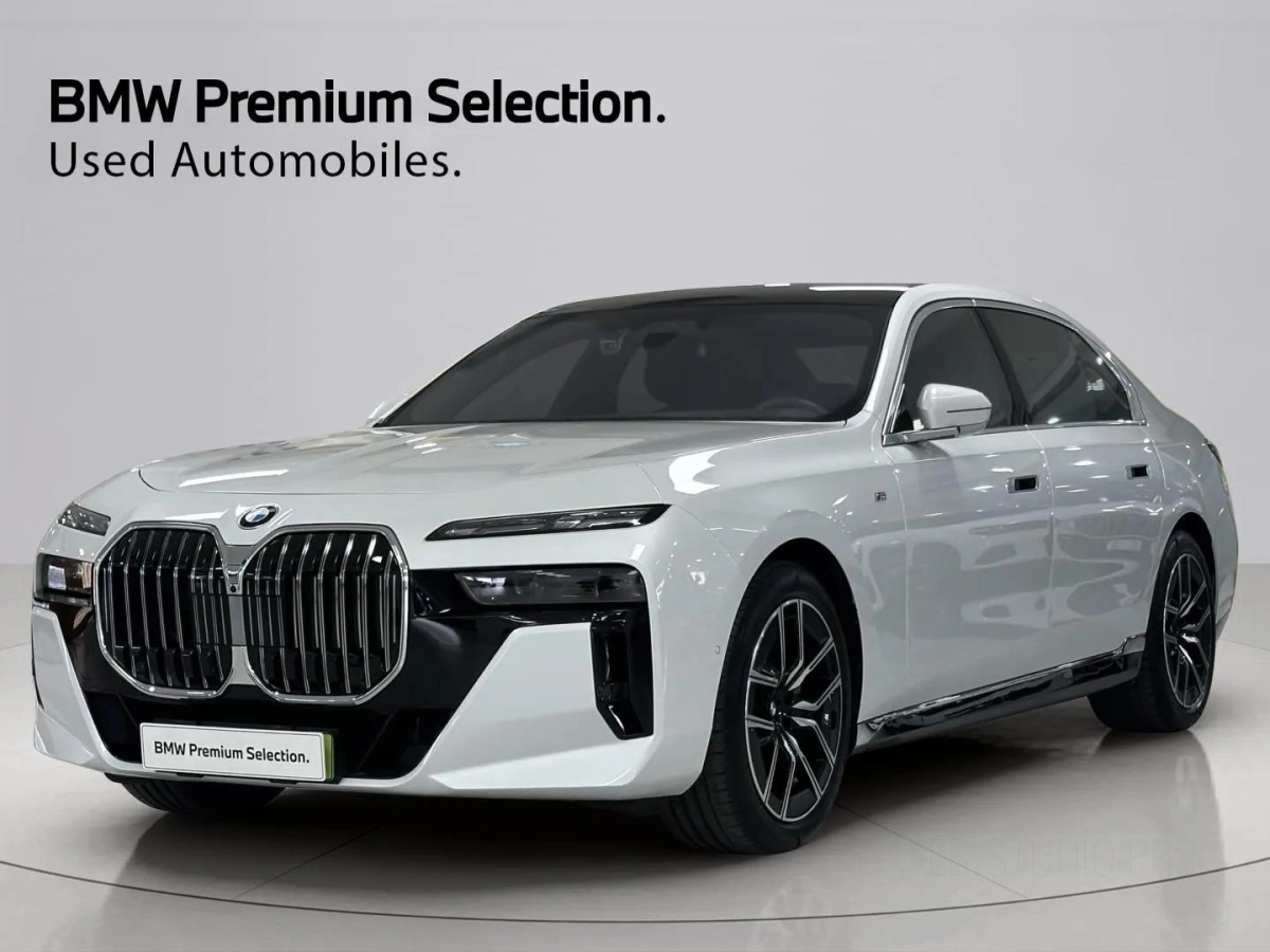 BMW 7-SERIES G70