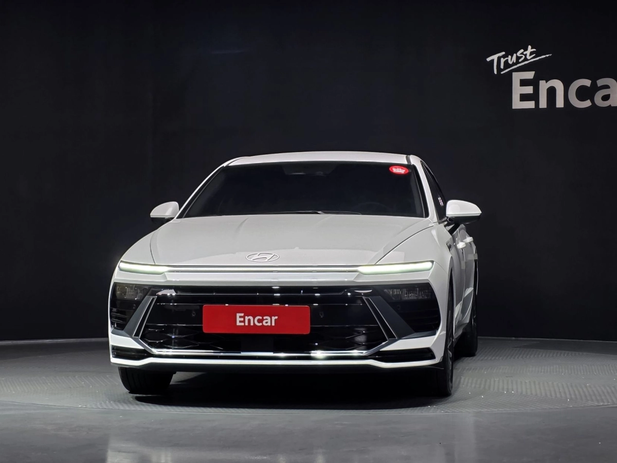 HYUNDAI SONATA DN8 HYBRID