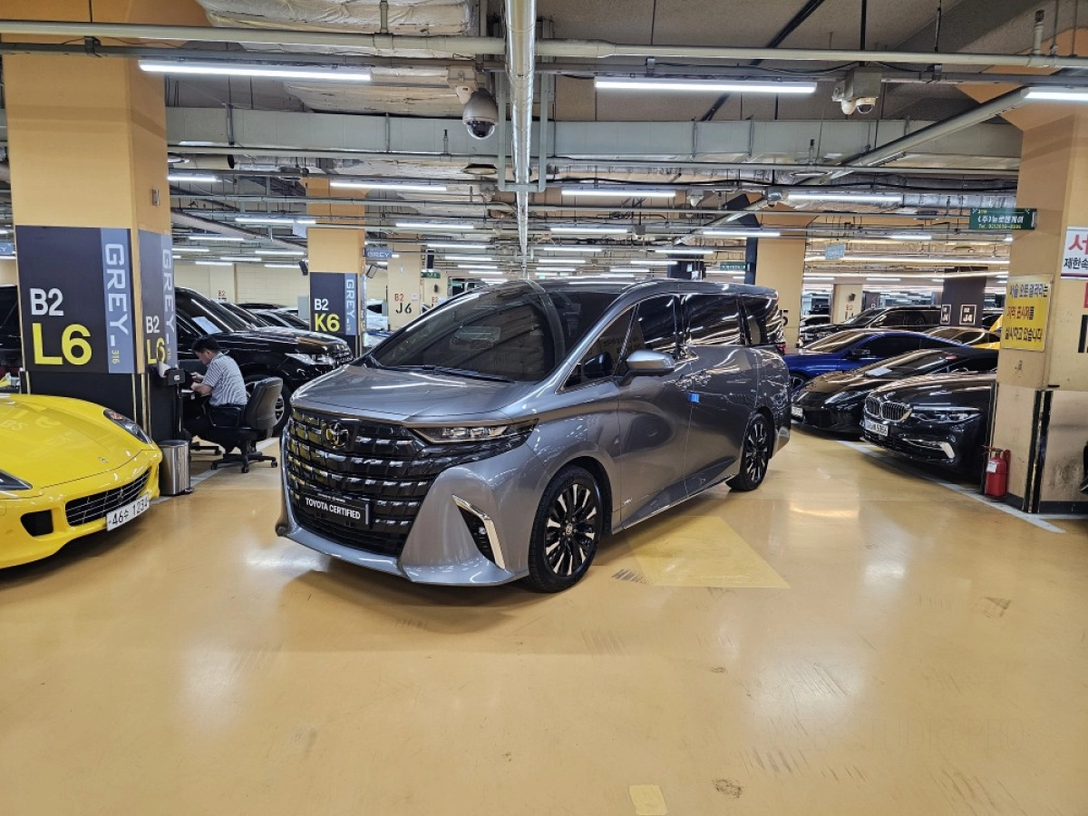 TOYOTA ALPHARD  2023